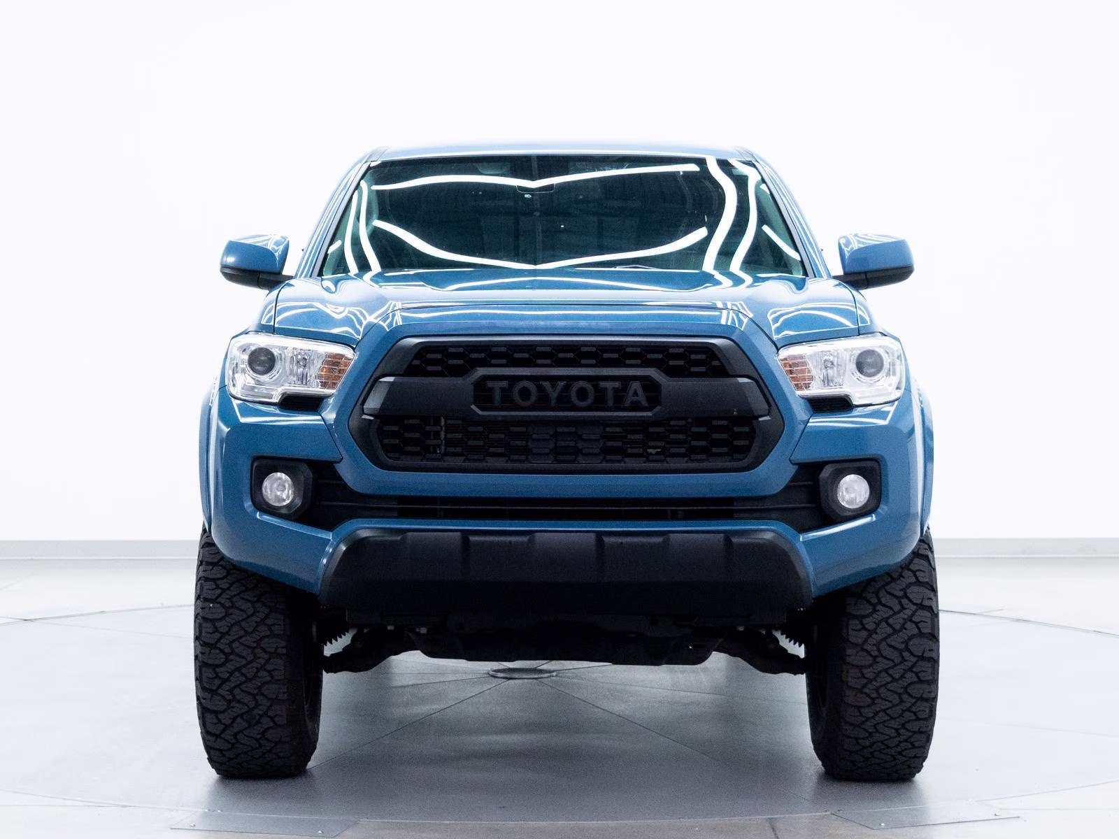 2019 Cavalry Blue Toyota Tacoma SR5 4X4 Truck