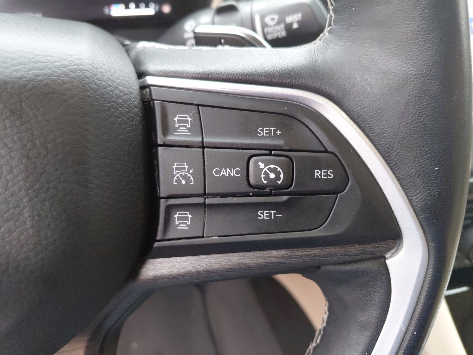 2021 Diamond Black Crystal Pearlcoat Jeep Grand Cherokee L Limited 4X4 SUV