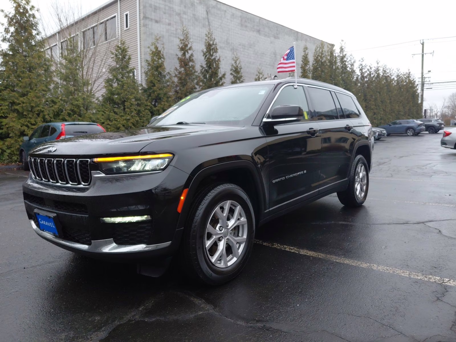 2021 Diamond Black Crystal Pearlcoat Jeep Grand Cherokee L Limited 4X4 SUV