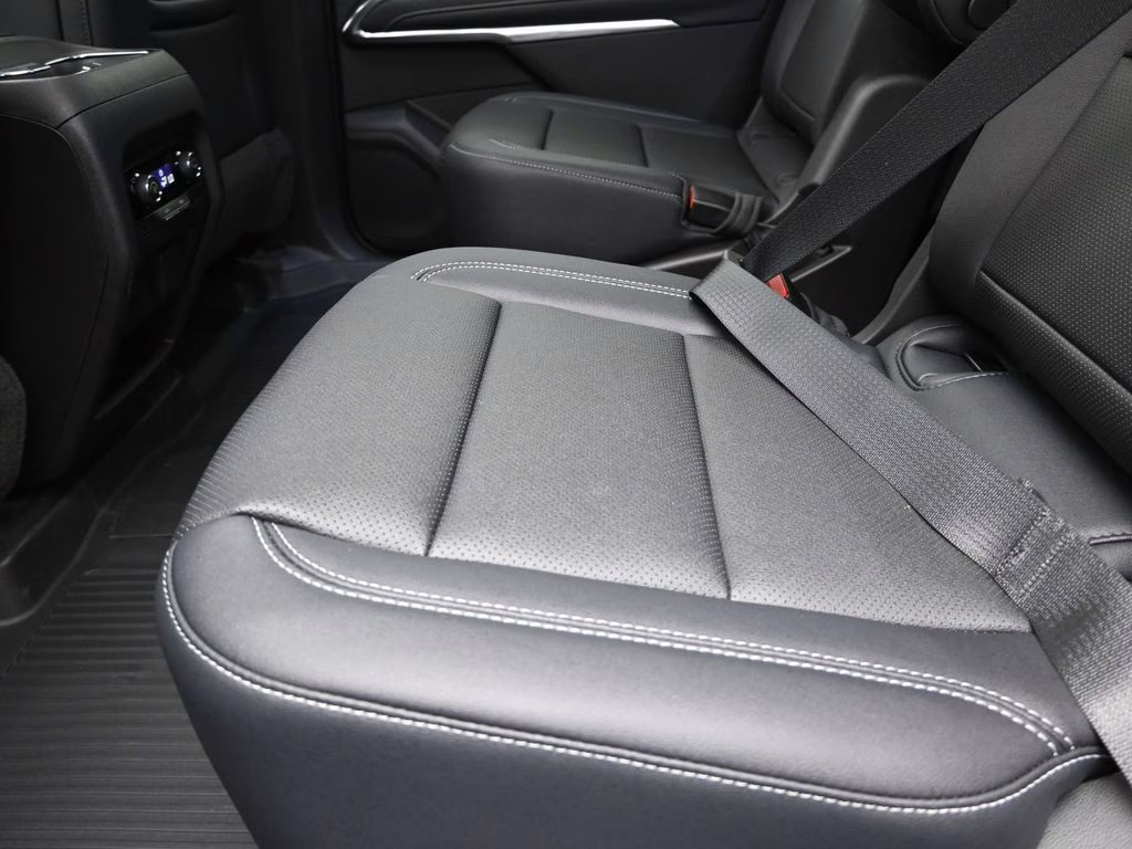 2026 Black Chevrolet Traverse LT FWD SUV