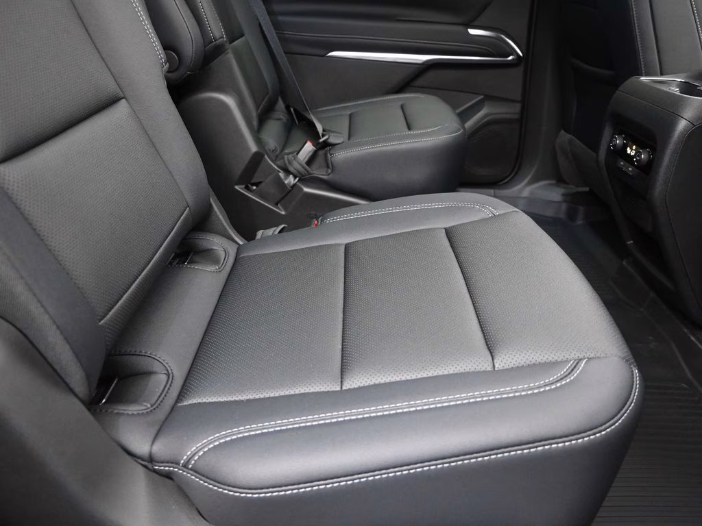 2026 Black Chevrolet Traverse LT FWD SUV