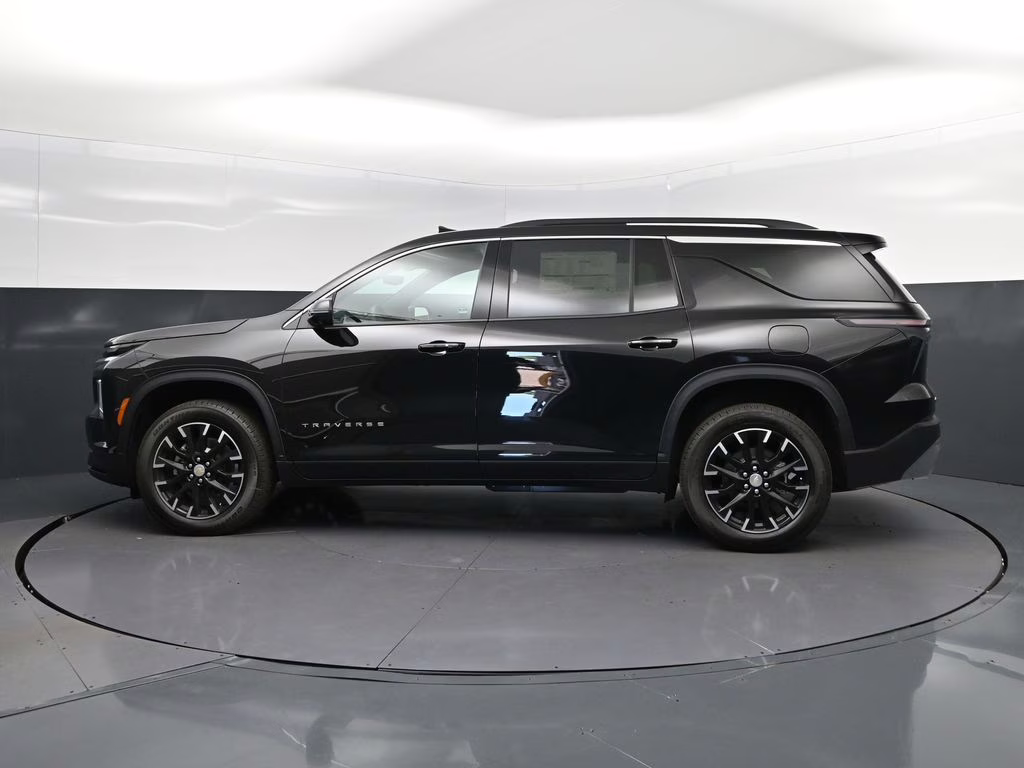 2026 Black Chevrolet Traverse LT FWD SUV
