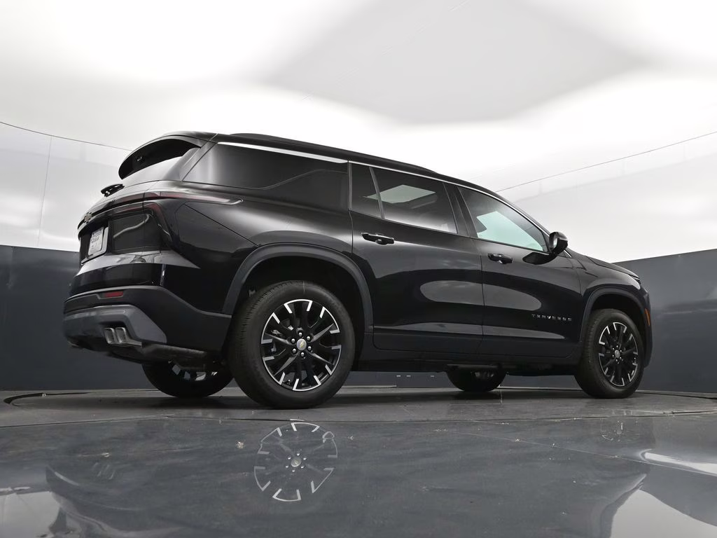 2026 Black Chevrolet Traverse LT FWD SUV