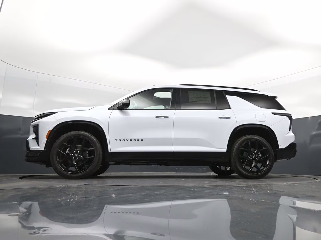 2026 Polar White Chevrolet Traverse RS FWD SUV