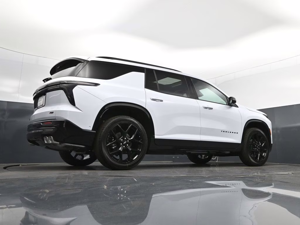 2026 Polar White Chevrolet Traverse RS FWD SUV