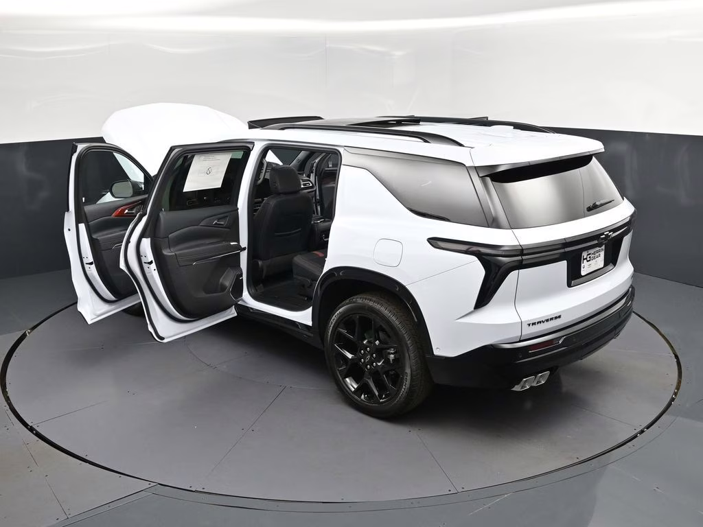 2026 Polar White Chevrolet Traverse RS FWD SUV