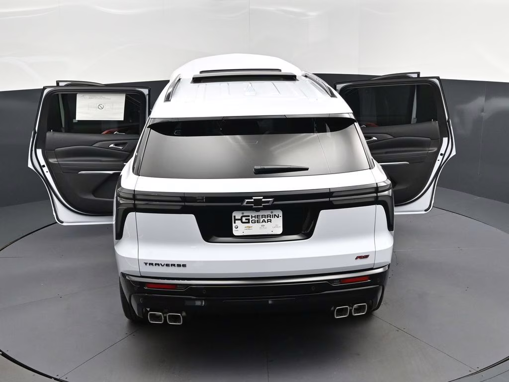 2026 Polar White Chevrolet Traverse RS FWD SUV