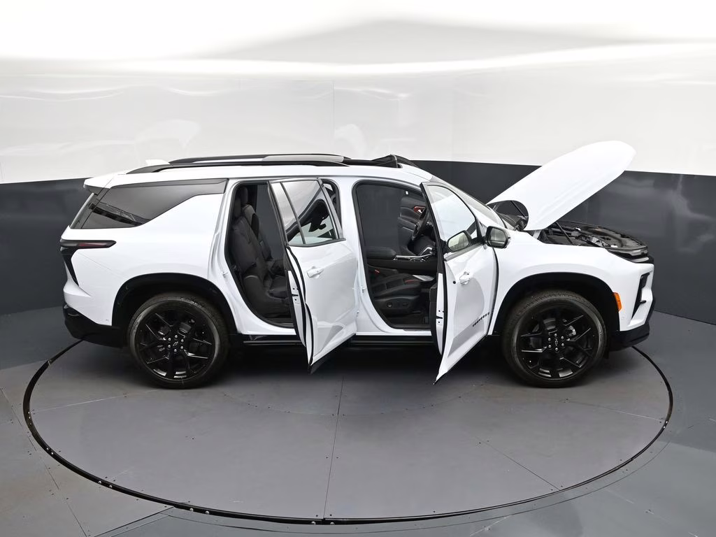 2026 Polar White Chevrolet Traverse RS FWD SUV