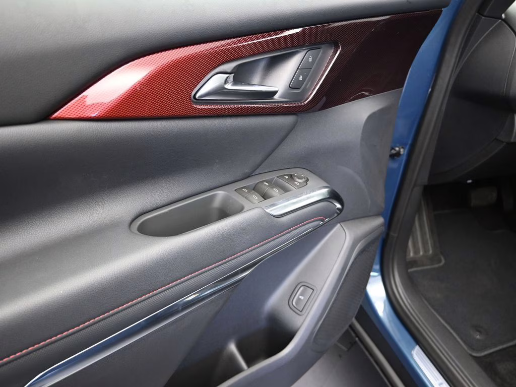 2026 Lakeshore Blue Chevrolet Traverse Z71 AWD SUV