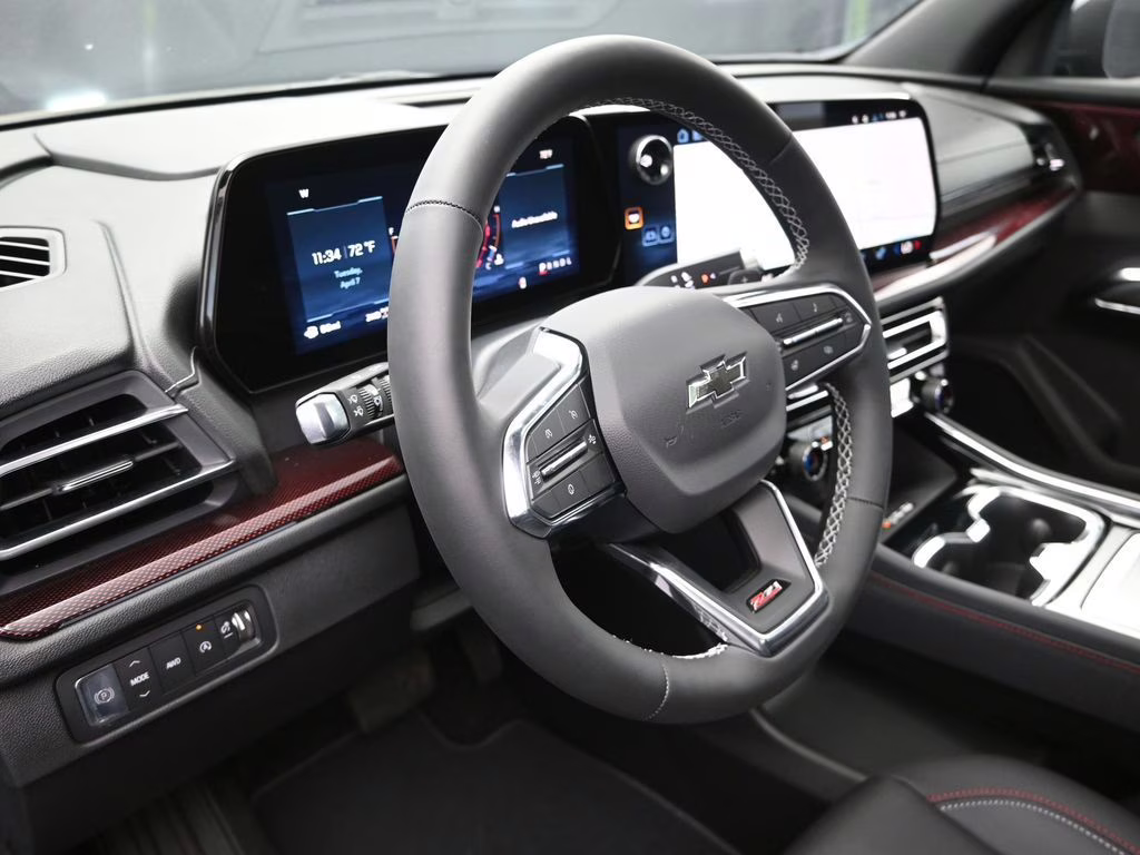 2026 Lakeshore Blue Chevrolet Traverse Z71 AWD SUV