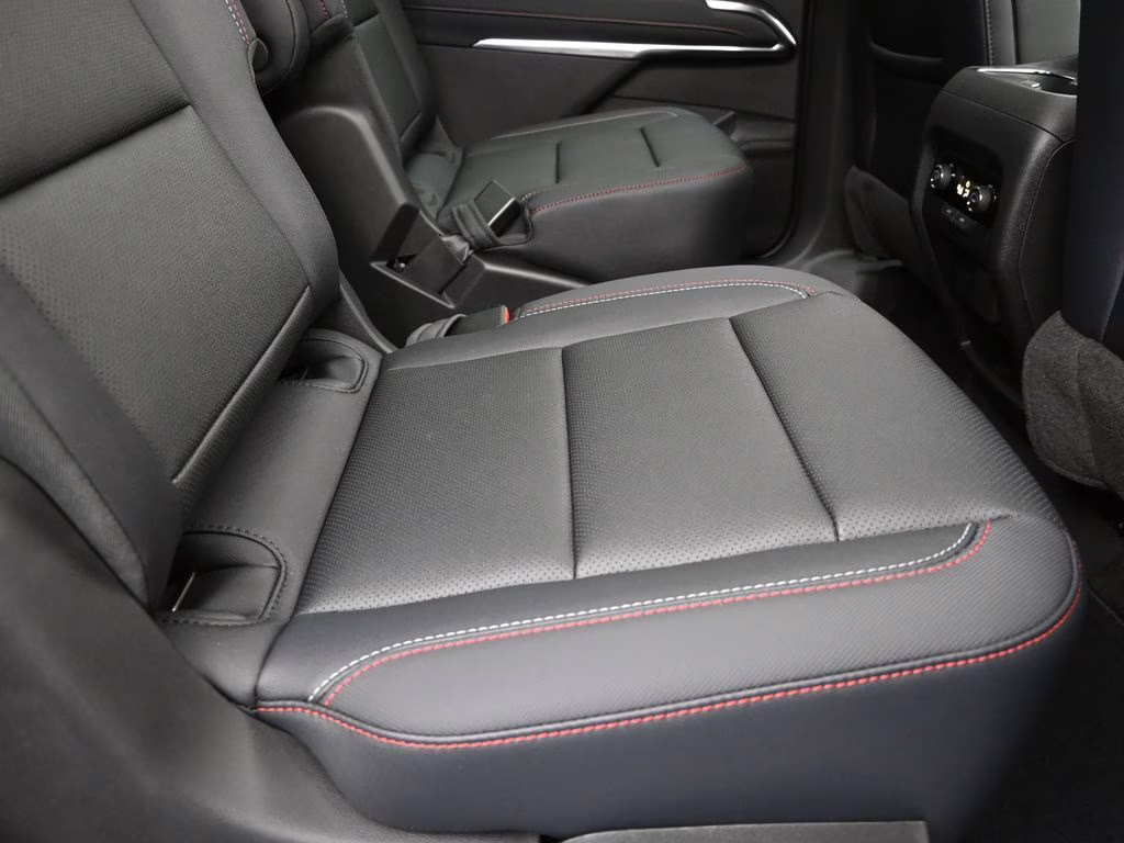 2026 Lakeshore Blue Chevrolet Traverse Z71 AWD SUV