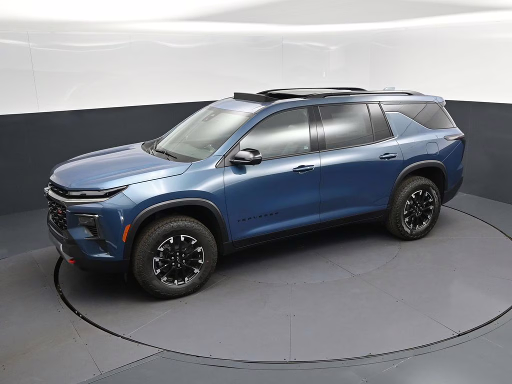 2026 Lakeshore Blue Chevrolet Traverse Z71 AWD SUV