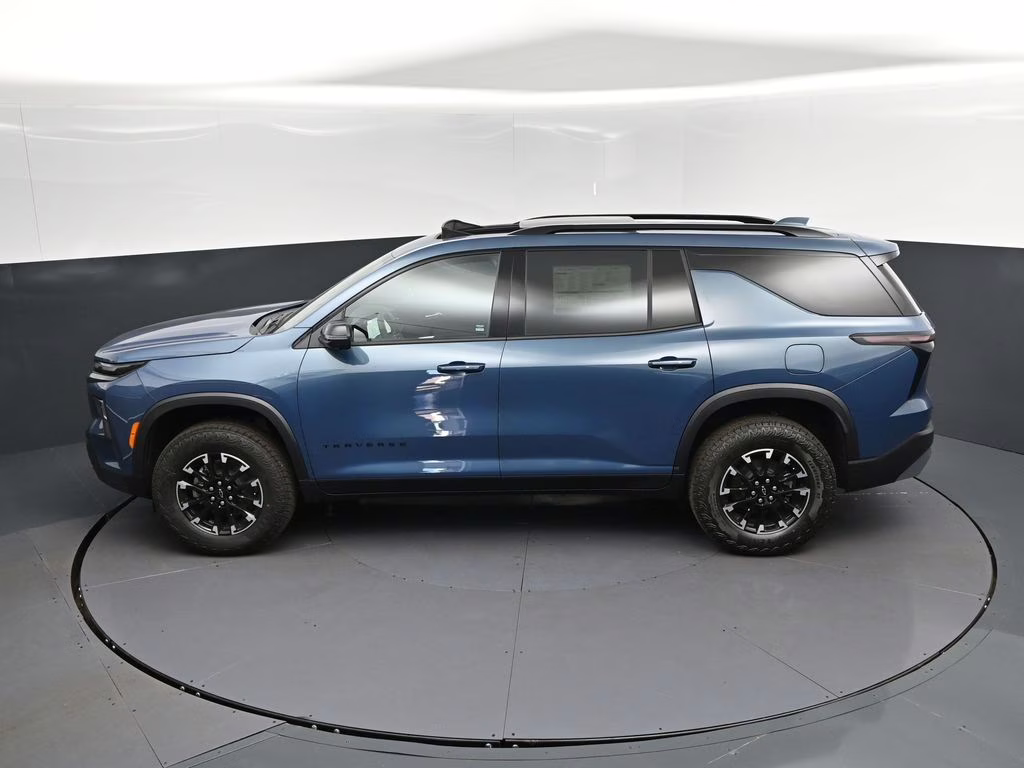 2026 Lakeshore Blue Chevrolet Traverse Z71 AWD SUV