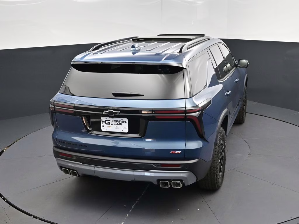 2026 Lakeshore Blue Chevrolet Traverse Z71 AWD SUV
