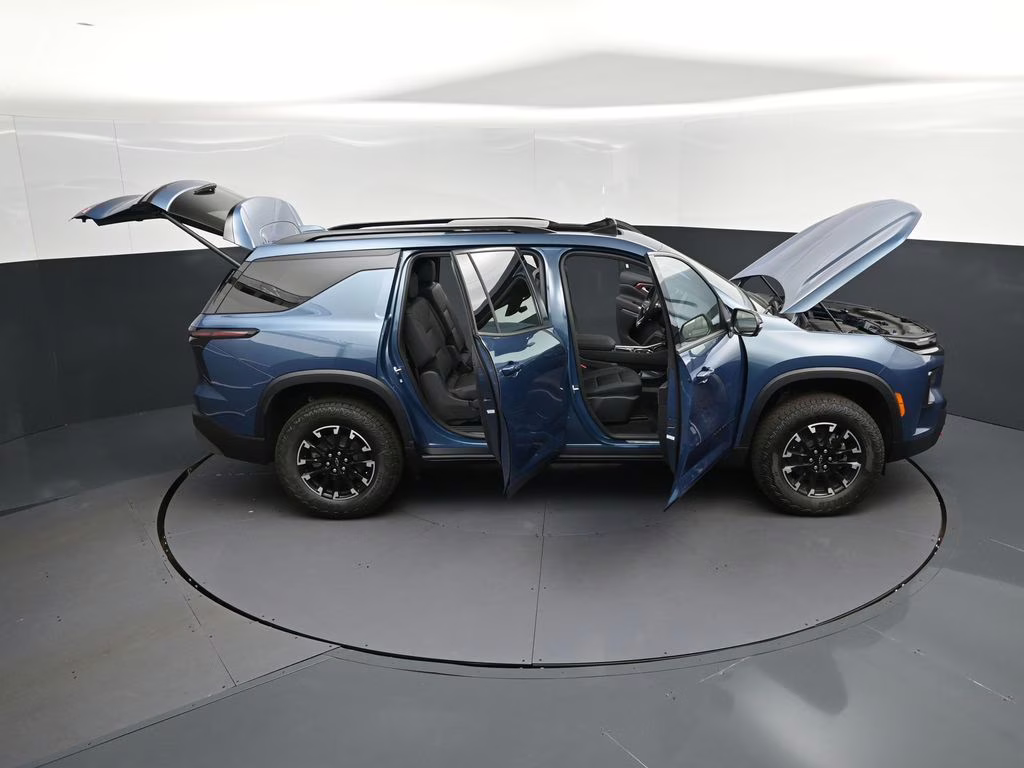 2026 Lakeshore Blue Chevrolet Traverse Z71 AWD SUV