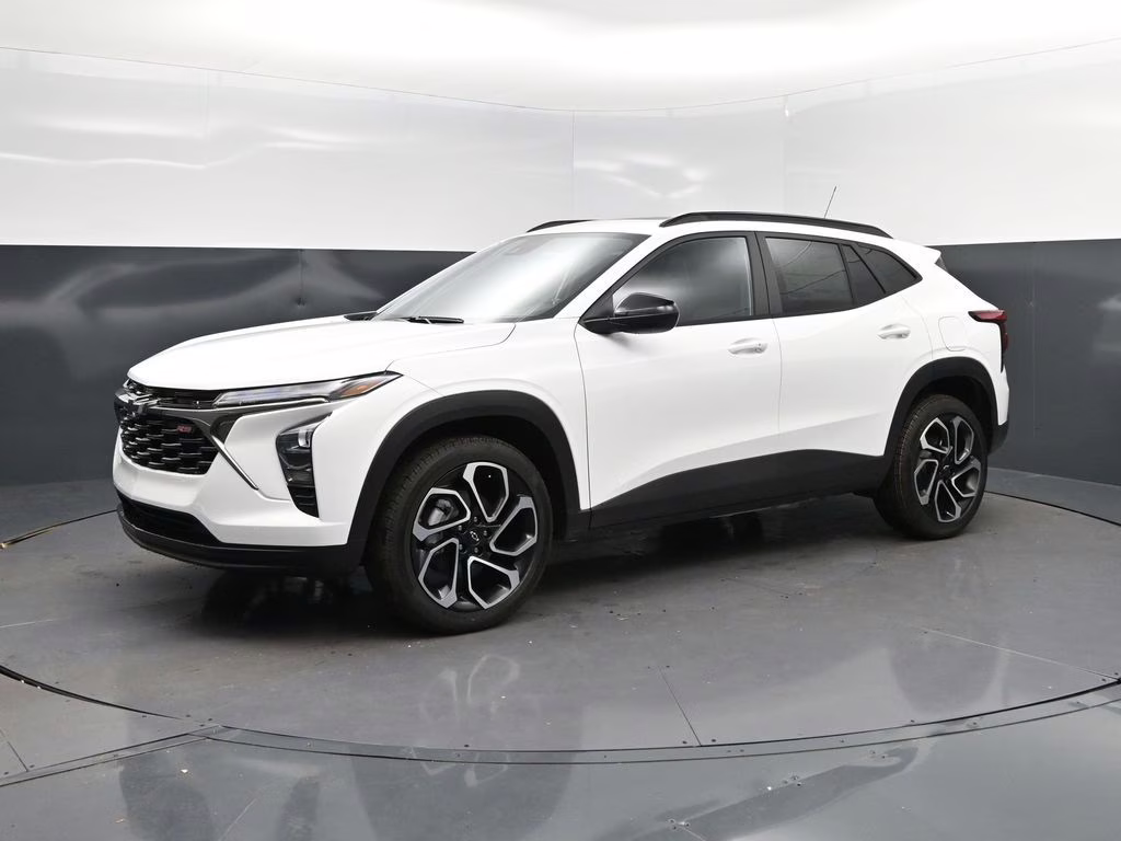2026 Summit White Chevrolet Trax 2RS FWD SUV
