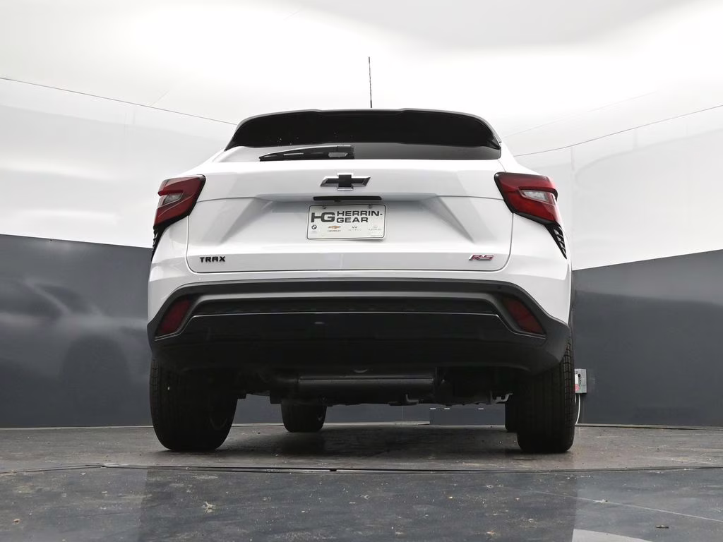2026 Summit White Chevrolet Trax 2RS FWD SUV