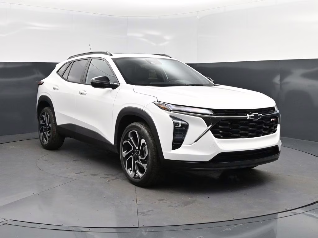 2026 Summit White Chevrolet Trax 2RS FWD SUV