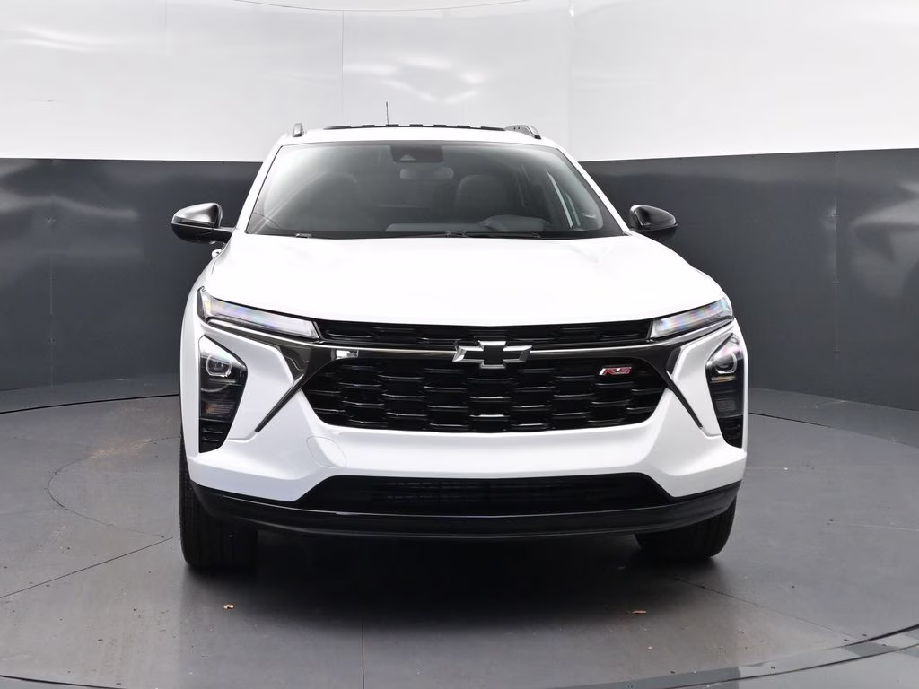 2026 Summit White Chevrolet Trax 2RS FWD SUV