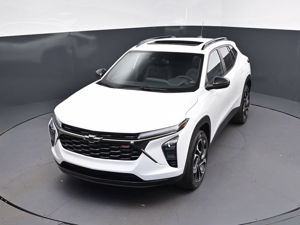 2026 Summit White Chevrolet Trax 2RS FWD SUV