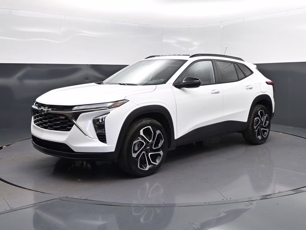 2026 Summit White Chevrolet Trax 2RS FWD SUV