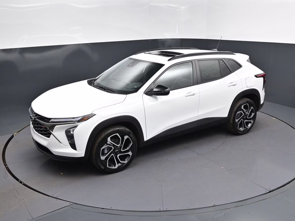 2026 Summit White Chevrolet Trax 2RS FWD SUV
