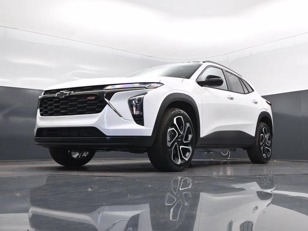2026 Summit White Chevrolet Trax 2RS FWD SUV
