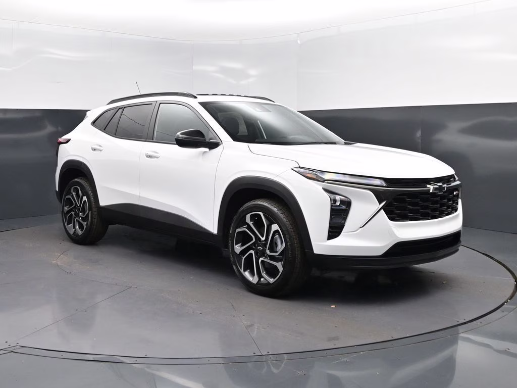 2026 Summit White Chevrolet Trax 2RS FWD SUV