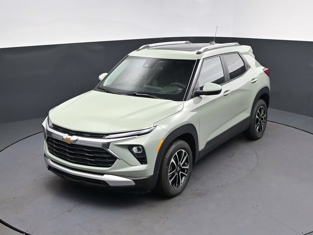 2026 Green Chevrolet Trailblazer LT FWD SUV