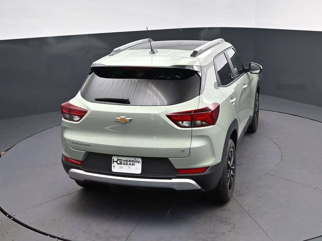 2026 Green Chevrolet Trailblazer LT FWD SUV