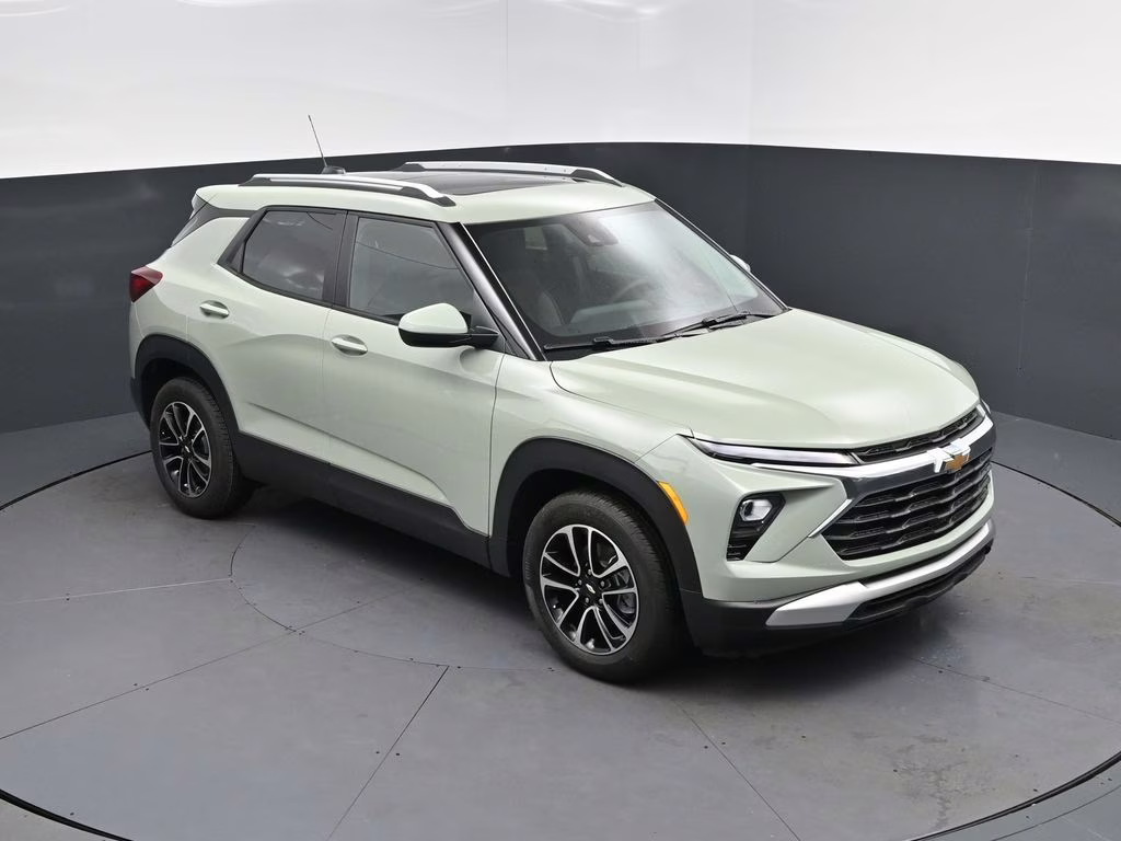 2026 Green Chevrolet Trailblazer LT FWD SUV