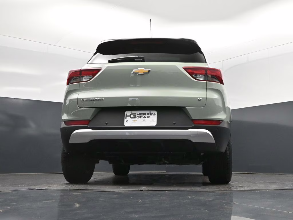 2026 Green Chevrolet Trailblazer LT FWD SUV