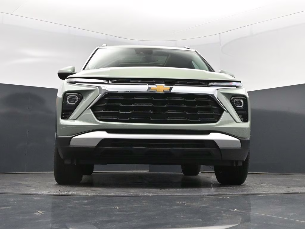 2026 Green Chevrolet Trailblazer LT FWD SUV