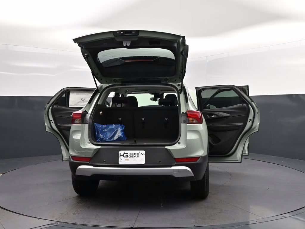 2026 Green Chevrolet Trailblazer LT FWD SUV