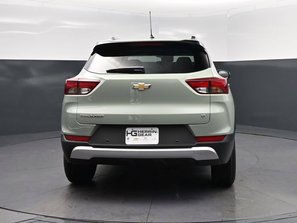 2026 Green Chevrolet Trailblazer LT FWD SUV