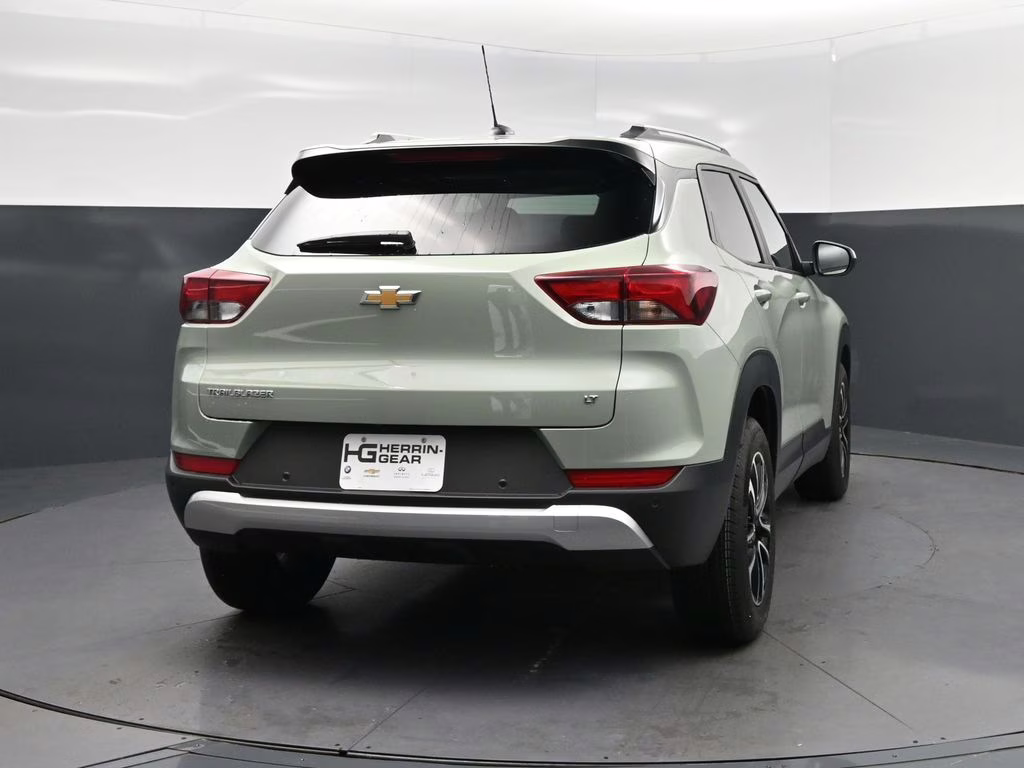 2026 Green Chevrolet Trailblazer LT FWD SUV