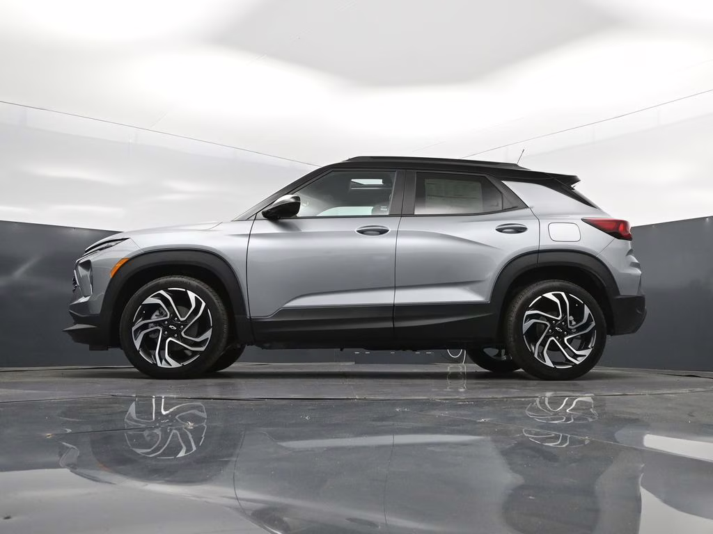 2026 Sterling Chevrolet Trailblazer RS FWD SUV