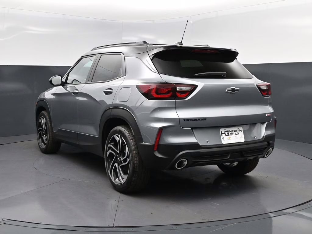 2026 Sterling Chevrolet Trailblazer RS FWD SUV