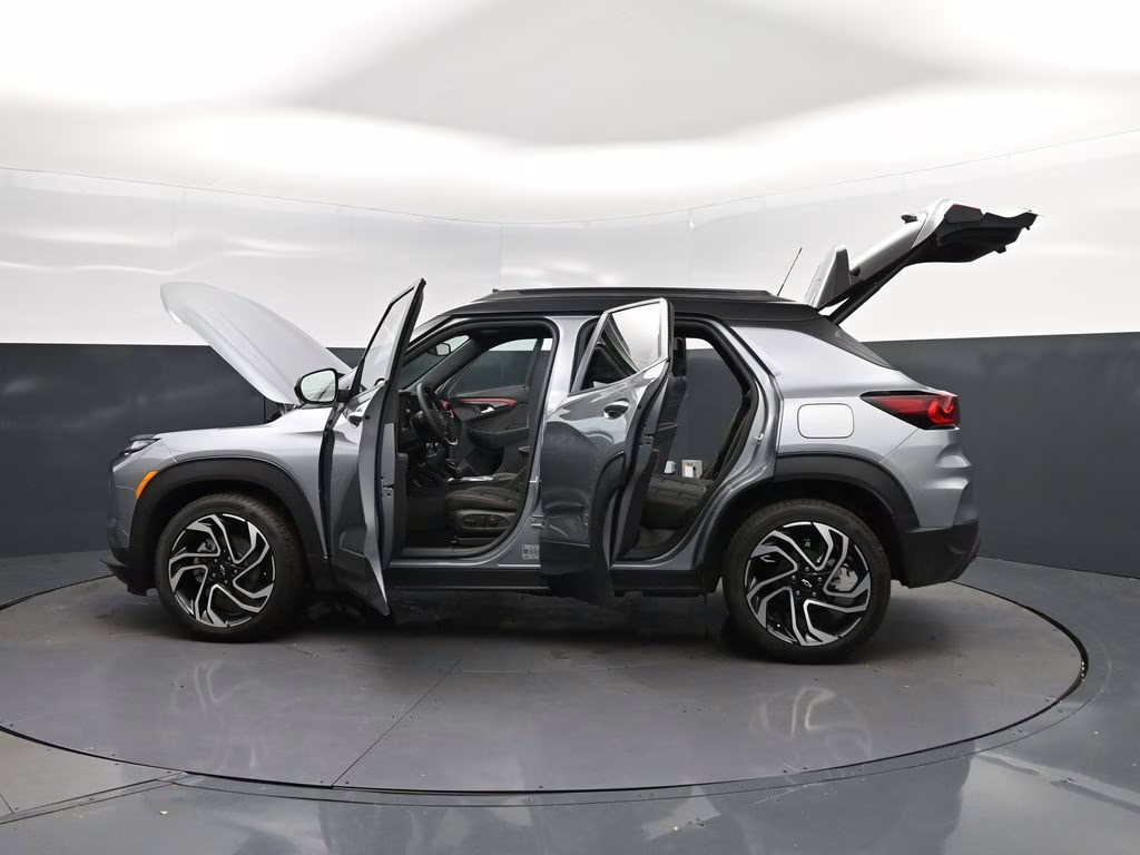 2026 Sterling Chevrolet Trailblazer RS FWD SUV