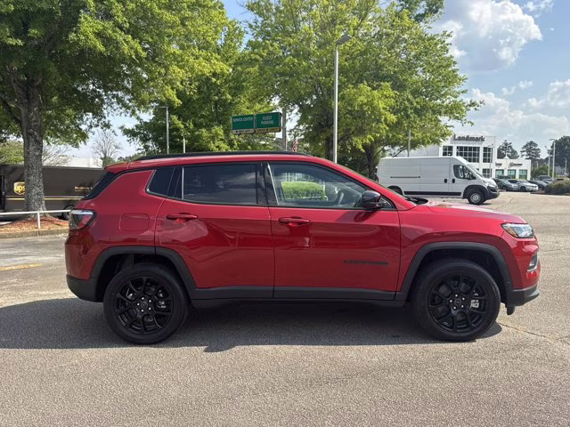 2026 Red Hot Pearlcoat Jeep Compass Latitude Altitude 4X4 SUV