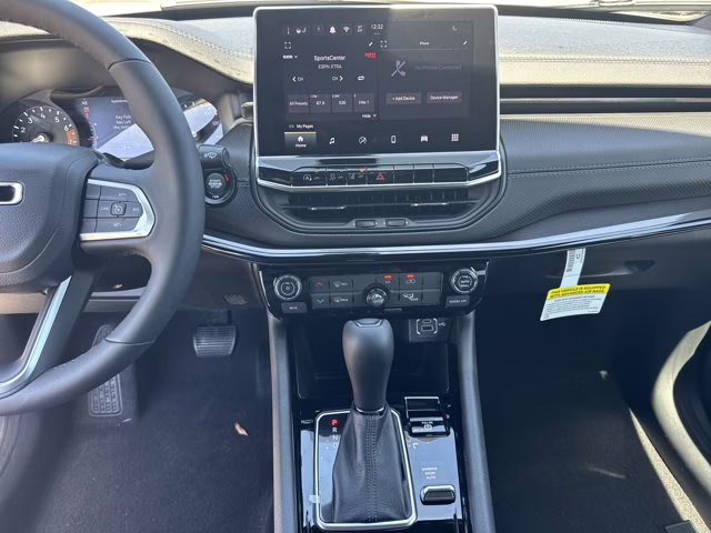 2026 Bright White Clearcoat Jeep Compass Latitude Altitude 4X4 SUV