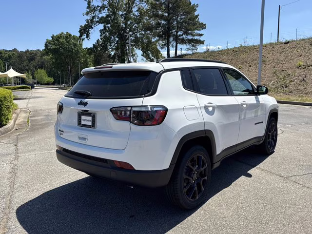 2026 Bright White Clearcoat Jeep Compass Latitude Altitude 4X4 SUV