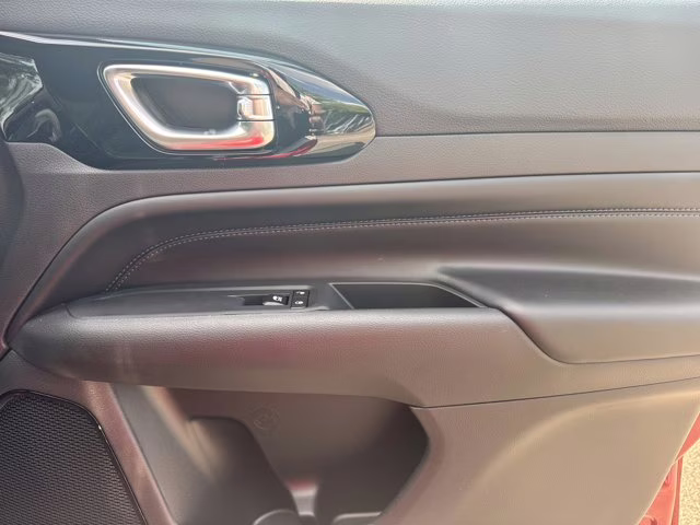 2026 Red Hot Pearlcoat Jeep Compass Latitude Altitude 4X4 SUV