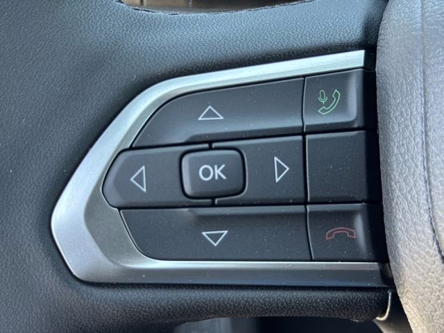 2026 Bright White Clearcoat Jeep Compass Latitude Altitude 4X4 SUV