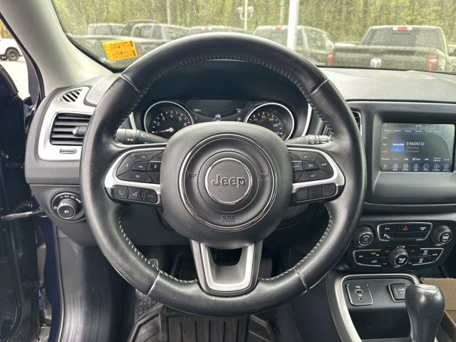 2018 Blue Jeep Compass Latitude FWD SUV