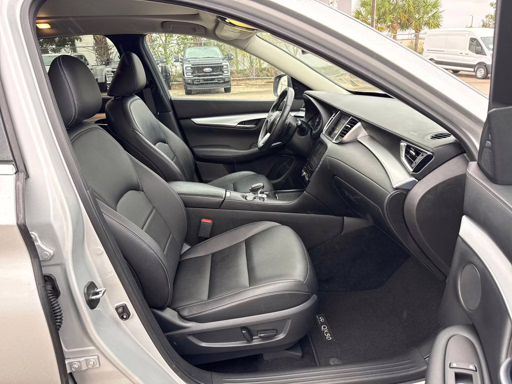 2020 Liquid Platinum INFINITI QX50 LUXE FWD SUV