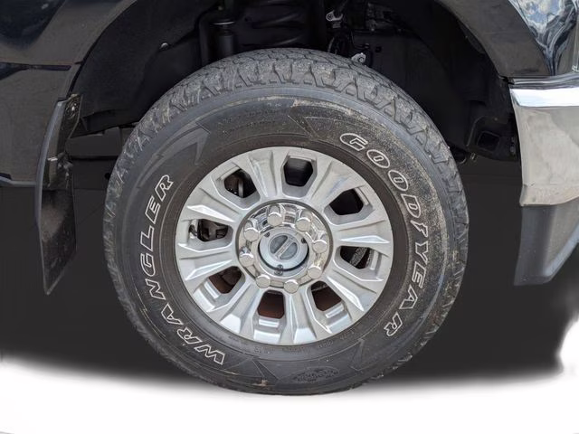 2021 Black Metallic Ford Super Duty F-250 SRW XLT 4X4 Truck