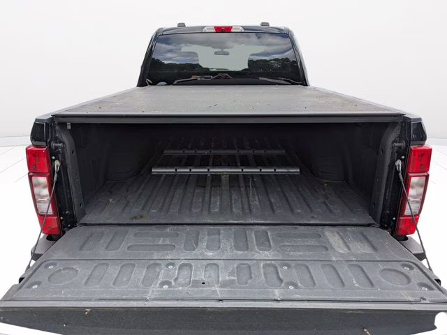 2021 Black Metallic Ford Super Duty F-250 SRW XLT 4X4 Truck