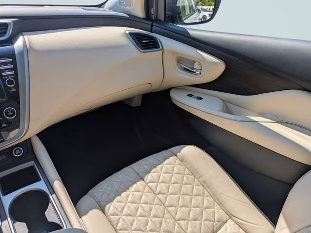 2020 Pearl White Tricoat Nissan Murano Platinum AWD SUV