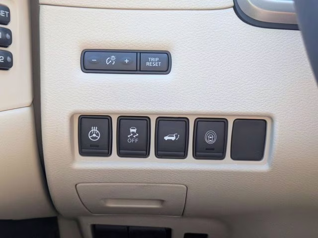 2020 Pearl White Tricoat Nissan Murano Platinum AWD SUV